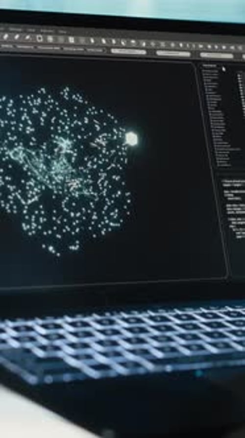 Weibliche Programmiererin für vertikales Videorechenzentrum verwendet KI-LLM-Modell auf einem Laptop