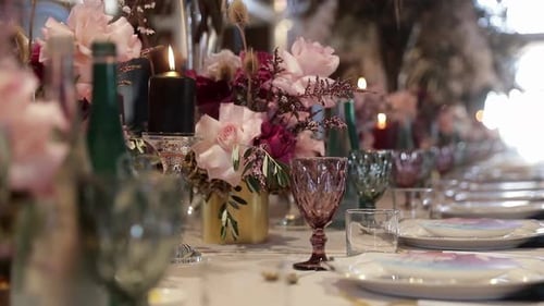 Elegant Wedding Table Setting with Floral Decor