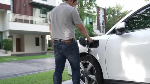 Progressive Idea of Charging Electric Vehicle Via Cable From Charging Station