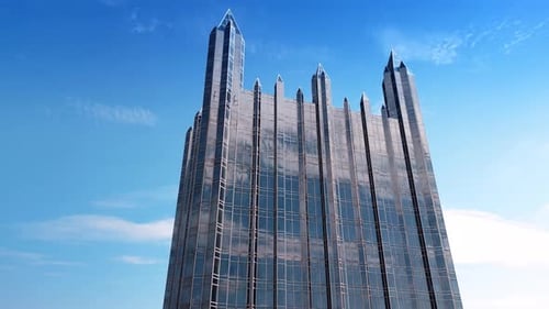 Sommet du bâtiment avec des tours pointues. Vue à angle réduit au One PPG Place à Pittsburgh