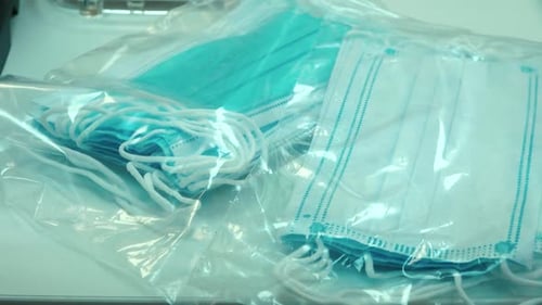 Packaged Surgical Masks for Medical Use
