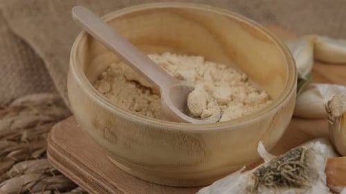 garlic powder