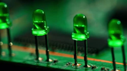 Grüne Leiterplatten, Mainboard-Komponenten, Mikrochips, CPU-Prozessor-Transistoren, Halbleiter