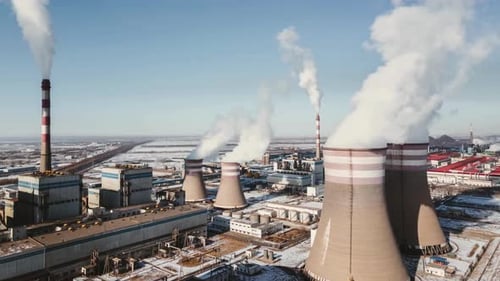 Vista Cinematográfica e Majestosa da Indústria de Fábricas de Aço