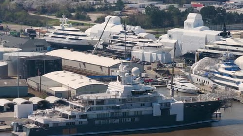 Construction Shipyard for Assembling of Luxury Yachts Commercial Dock for Sea Ships Manufacturing