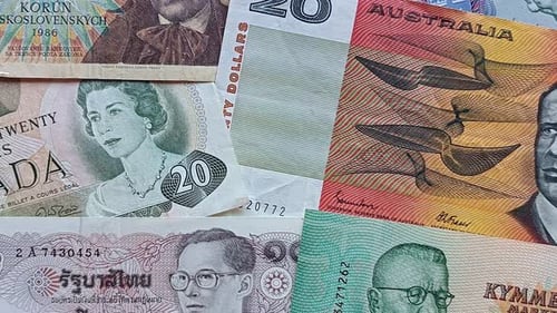 Paper Money from the World