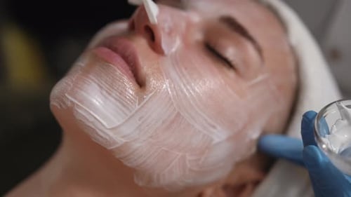 Revitalizing Facial Treatment at a Reputable Spa for Ultimate Relaxation and Beauty Enhancement