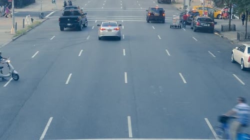 Nycth Avenue Rush Hour Timelapse