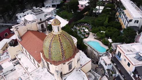 La célèbre église Santa Maria Assunta de Positano.