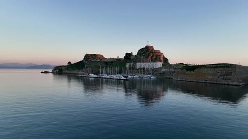 Superbes images aériennes prises par Drone en direction de l'ancienne forteresse de Corfou (Palaio Frourio)
