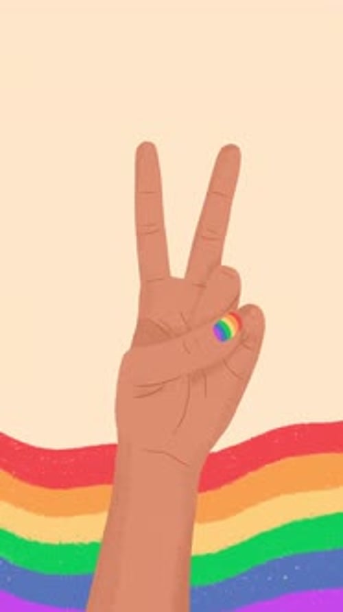 Mão mostrando o sinal da paz com bandeira do arco-íris e esmalte