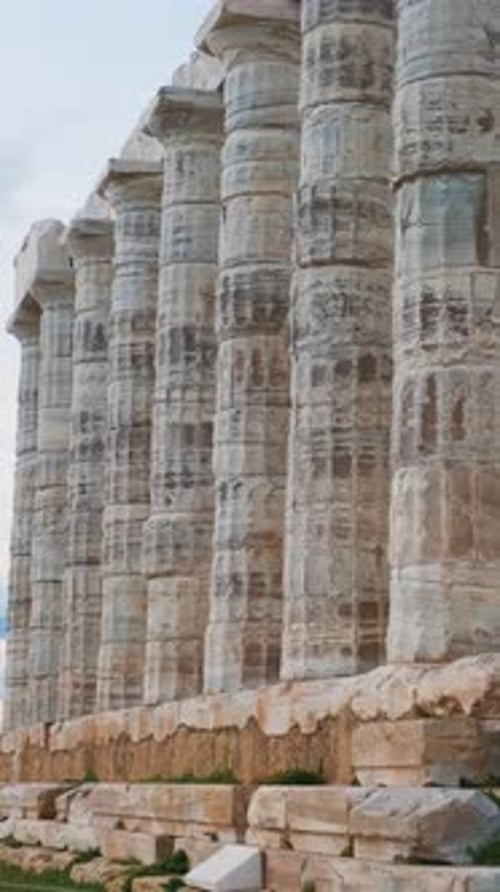 Temple de Poséidon sur le cap Sounion au coucher du soleil Attique Grèce Architecture grecque antique Ruines de
