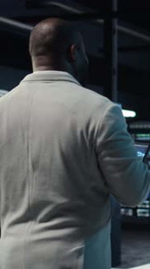 Vertical Video Software Developer in Data Center Using Tablet Employing Machine Learning