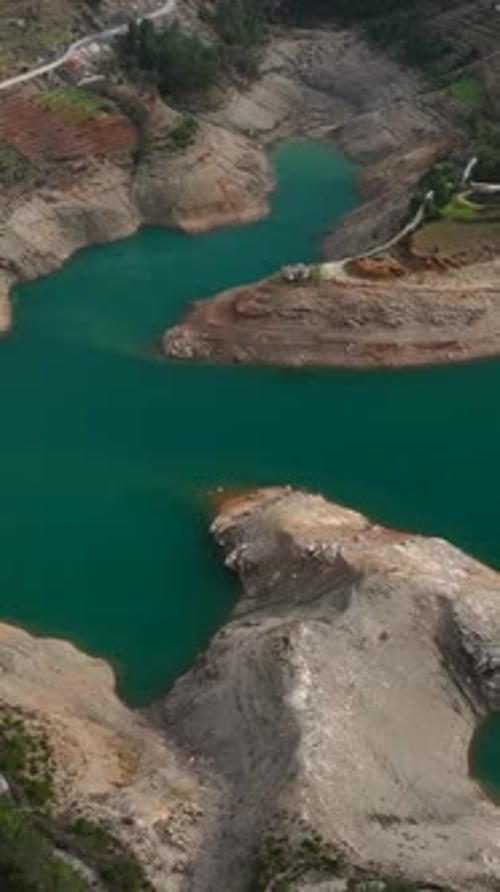 Vertical Video Mountain Farming in Southern Turkey Reservoir and Abundant Harvests