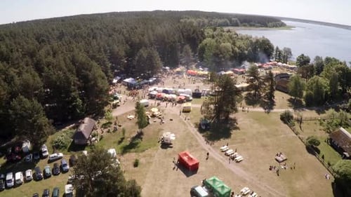 festival, an artisan market in an open-air museum, lots of people