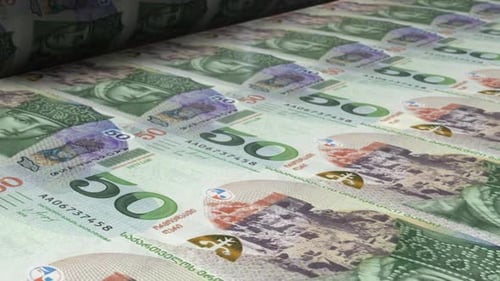 Billets de 50 laris géorgiens sur machine à imprimer