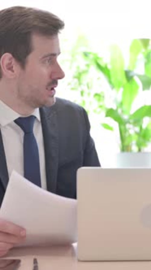 Angry Business People Arguing in Office, Problems, vertical video