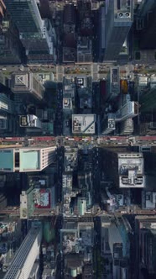 Vertical Panorama Captures Stunning Streets of Manhattan New York City in Slow Motion Showcasing