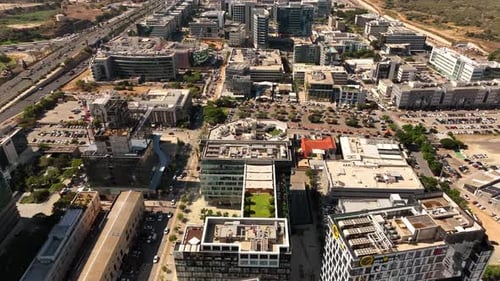 Campus Herzliya Hi Tech, sede das principais empresas globais de tecnologia e promissoras empresas iniciantes, Ae