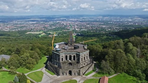 Vue aérienne du monument d'Hercule à Kassel, Allemagne