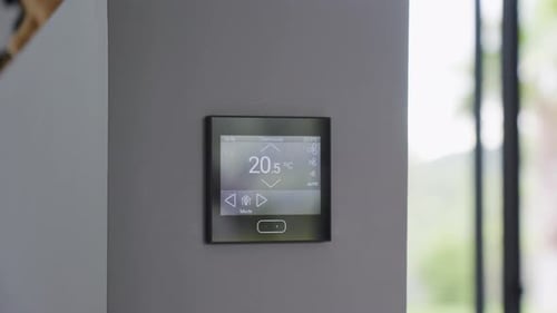 Smart Home Thermostat Temperature Display