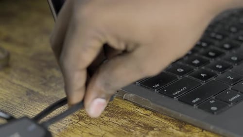 USB CF Card Reader pined in to laptop