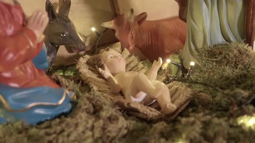 Christmas Nativity Scene with Baby Jesus Figurine