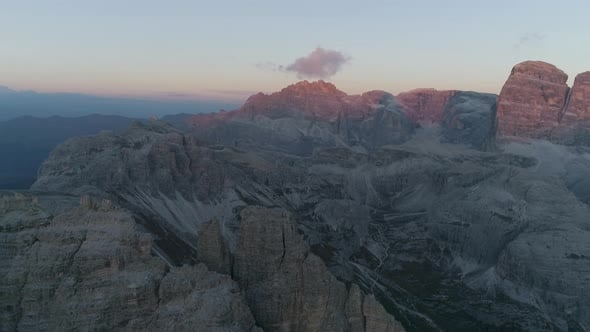 Tre Cime barren alien sharp pointy mountain range valley rock formation ...