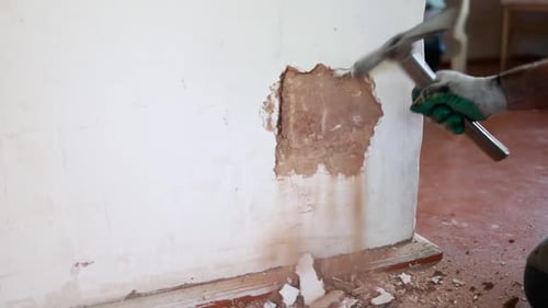 Repair a Home Brick Oven for Cleaning