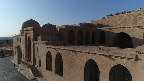 Drone 4K Kasimiye Madressa Sunset Mardin Turquie
