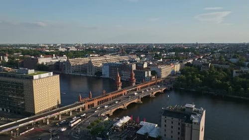 Vue aérienne du pont Oberbaum, Berlin, Allemagne