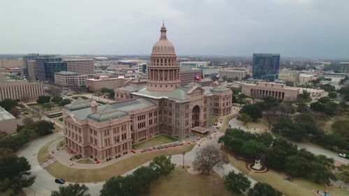 Texas State Capitol Dolly In