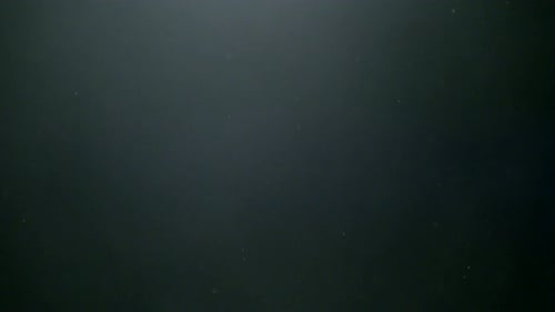 Collider Sammlung: Von rechts leuchtender Staubblaseneffekt auf schwarzem Hintergrund