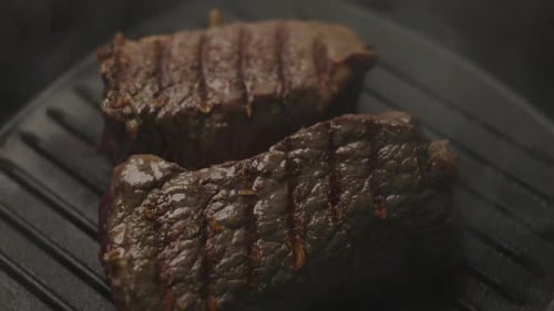 Rindersteak grillen