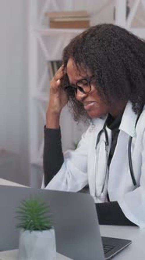 Vertical Headache Pain Woman Doctor Clinic Desk