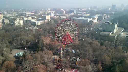 Bishkek Ferris Wheel at Panfilov Park, fast long clockwise rotation