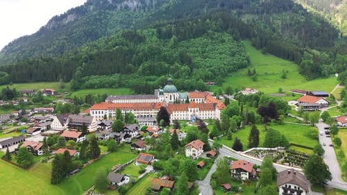 Circular Flyby the Ettal Abbey