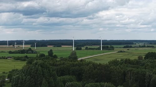 Windturbinen im Feld