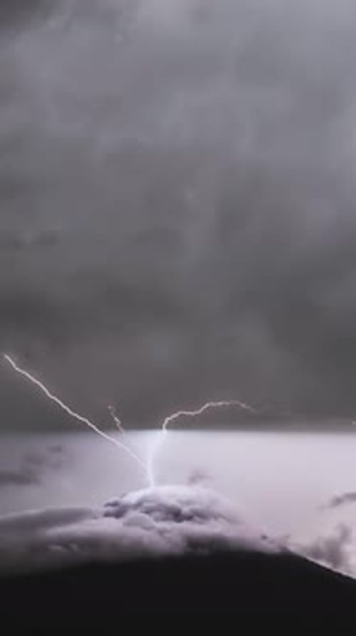 Dramatic Lightning Flash In Dark Clouds Hd