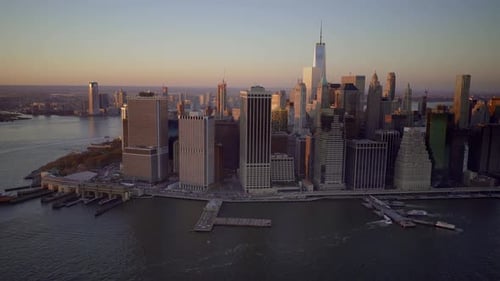 An Aerial Perspective Showcasing the Stunning Manhattan Skyline During a Beautiful Sunset