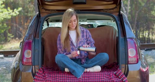 Digital Detox Concept Rest Alone with Yourself