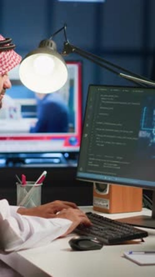 Vertical Video Freelancer Updating Neural Networks