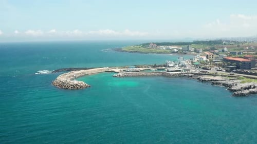 A view of the blue sea and sky of Jeju Island.