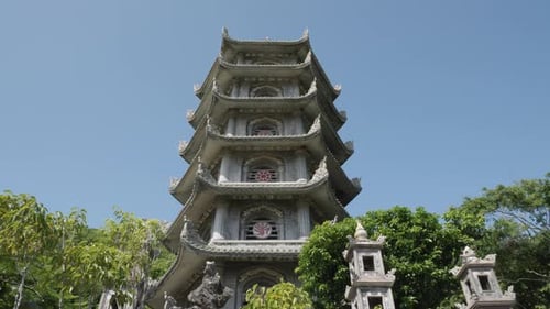 Non Nuoc Pagoda Is A Mountainside Buddhist Temple In The Mable Mountains In Da Nang, Vietnam. Tilt-d