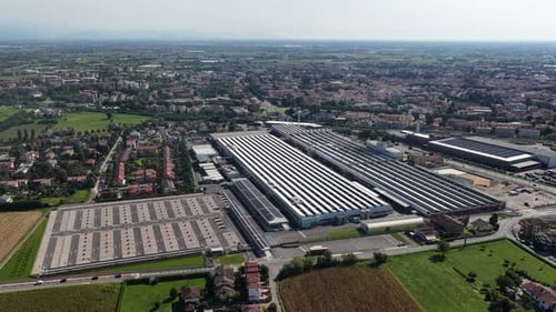 Usine et bâtiment d'assemblage dans le nord de l'Italie.