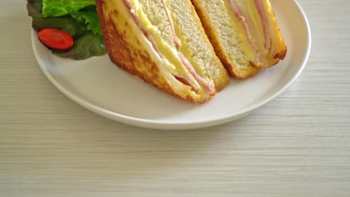 French Toast Sandwich with Ham and Cheese