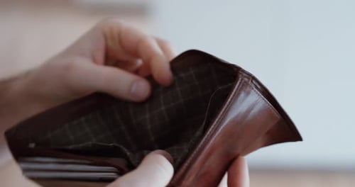 Monedero vacío de cerca: concepto de problema financiero