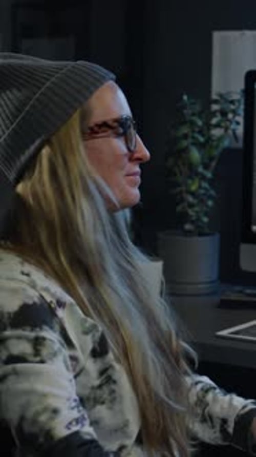 Portrait of Cheerful Caucasian Female Software Developer at IT Startup Office