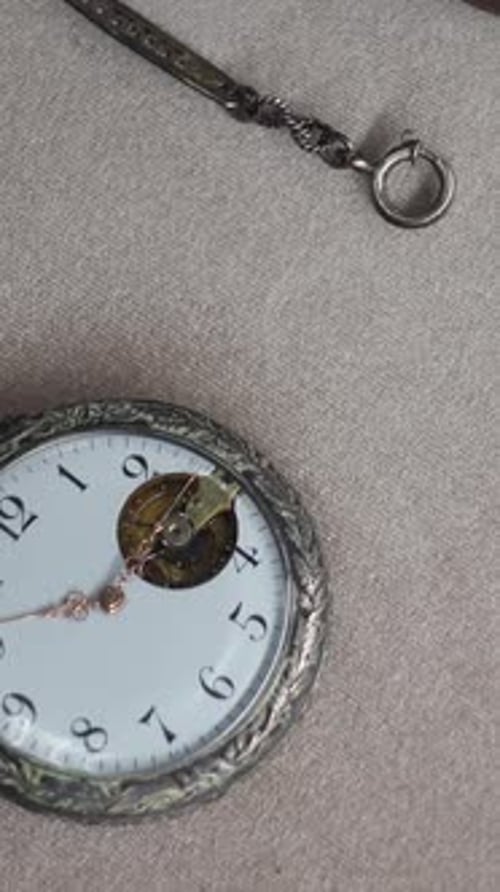 Vertical Video of old watches 03