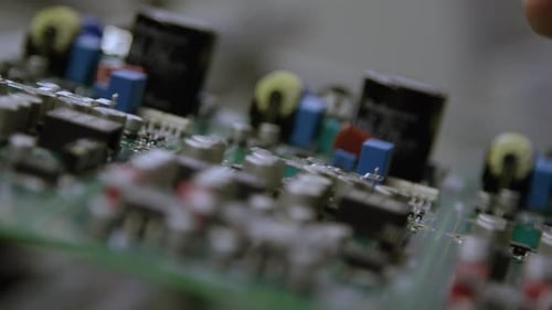 Fabrication de produits électroniques - Fabrication de circuits électroniques